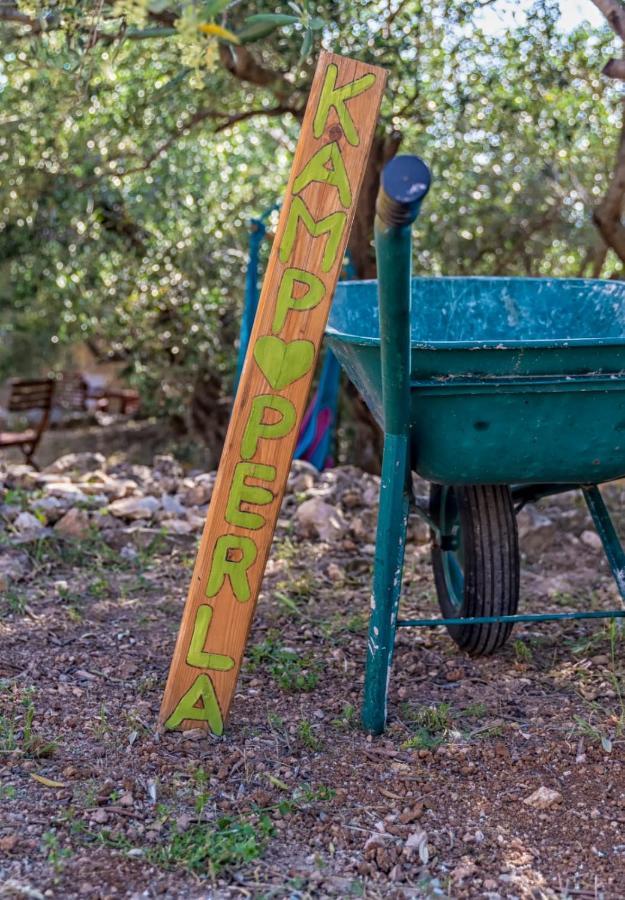 Mini Kamp Perla Ξενοδοχείο Prvić Luka Εξωτερικό φωτογραφία