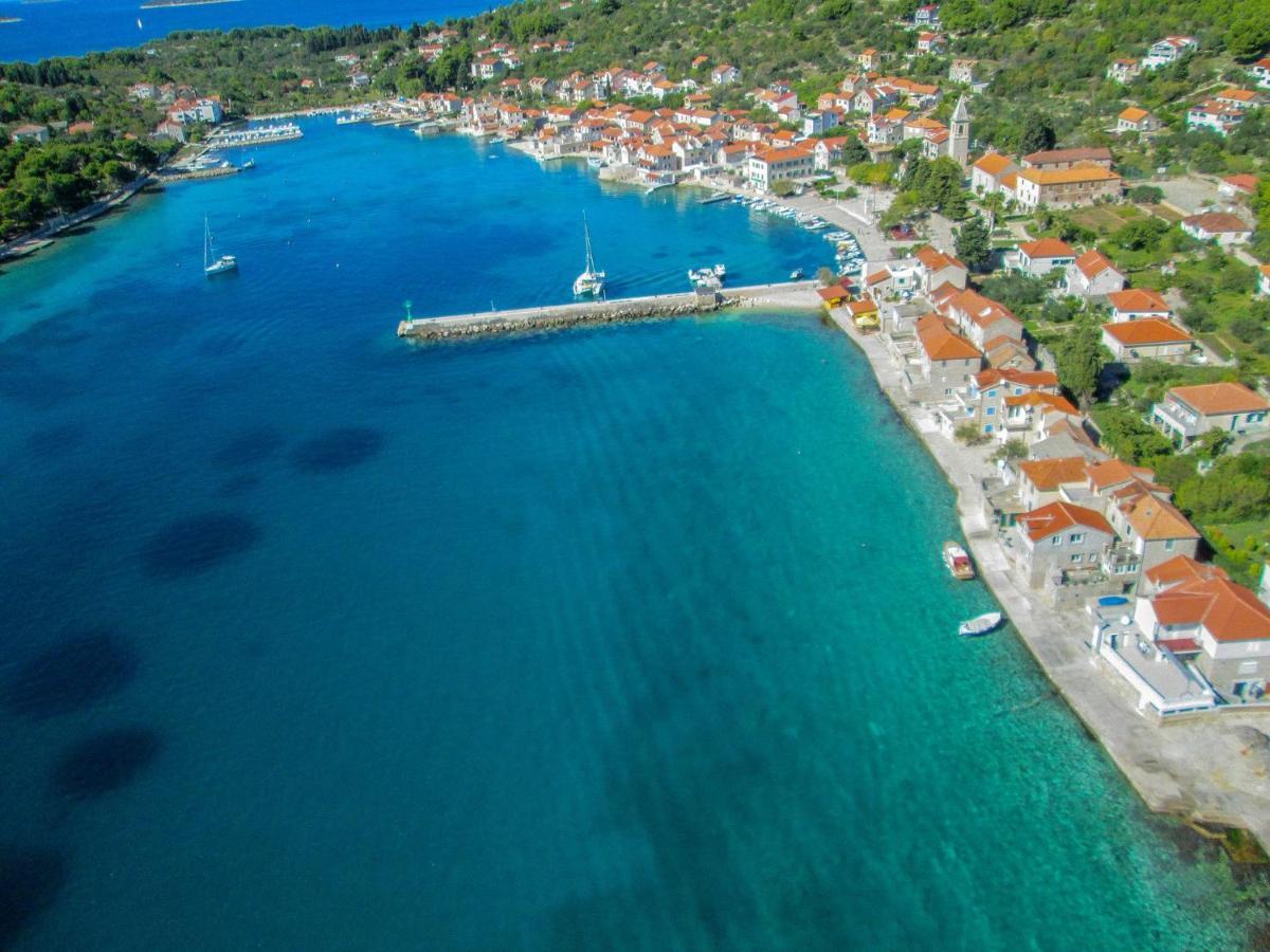 Mini Kamp Perla Ξενοδοχείο Prvić Luka Εξωτερικό φωτογραφία